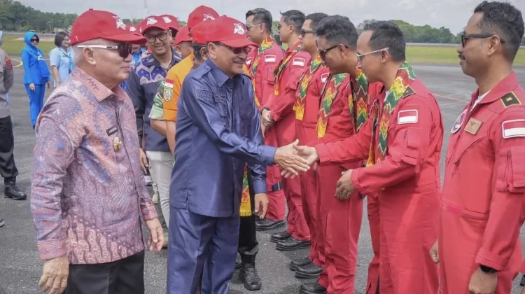 Supian HK Apresiasi Open Base Jupiter Aerobatic Team