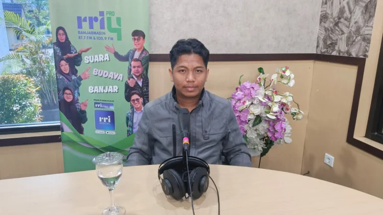Komunitas Palalah Telusuri Sejarah Rumah Betang Manggatang Utus di Kapuas