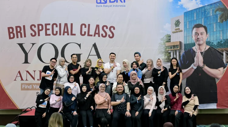 BRI Martapura Perkuat Loyalitas Nasabah lewat Kelas Yoga Eksklusif