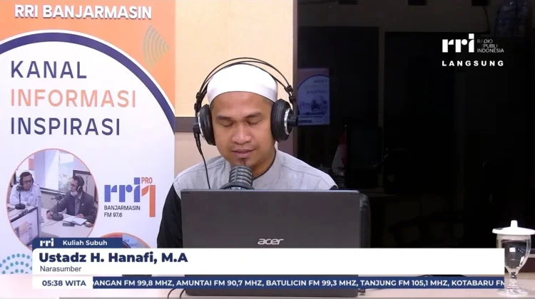 Ghibah dan Perbandingan Anak Bertentangan dengan Akhlak Islam