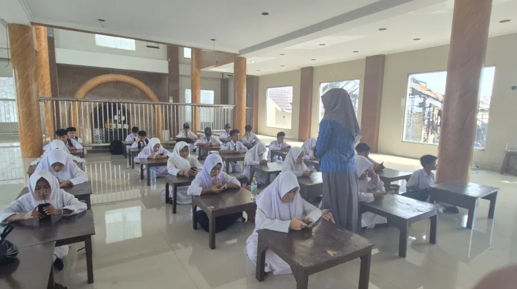 Pascakebakaran, Siswa MTs Muhammadiyah 1 Banjarmasin Ulangan di Masjid