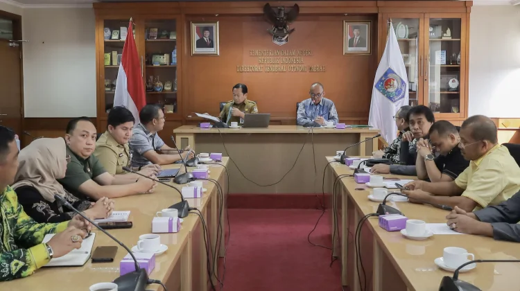 DPRD Kalsel Perjuangkan DOB Tanah Kambatang Lima ke Kemendagri