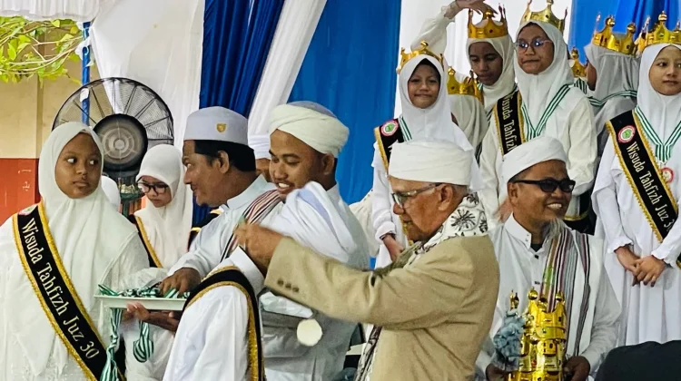 162 Siswa Ikuti Wisuda Tahfizh SD Islam Sabilal Muhtadin Banjarmasin