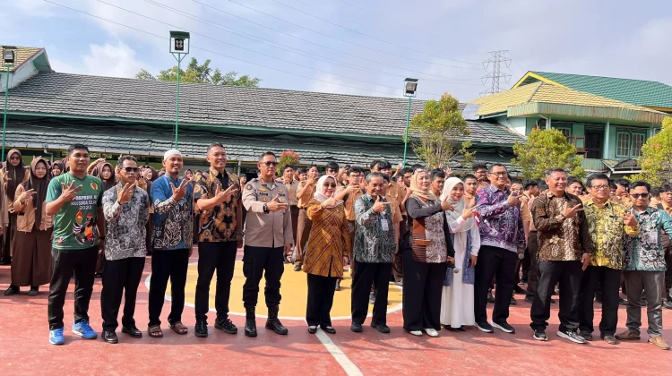 KPID Kalsel Edukasi Pelajar SMA 7 Banjarmasin Bijak Bermedia Sosial Digital