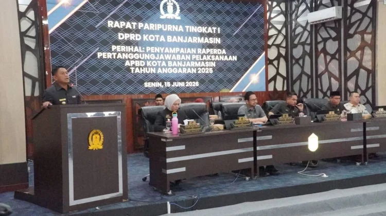 Wali Kota Beberkan Tantangan Banjarmasin di Hadapan DPRD, APBD 2025 Jadi Sorotan