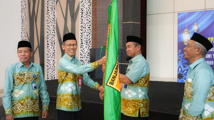 Pemko Banjarbaru Lepas Kafilah, Siap Berlaga di MTQN ke-37 Kalimantan Selatan