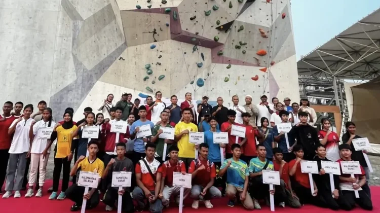 Hasnur Apresiasi Atlet Kalsel di Kejurnas Panjat Tebing KU XX 2026