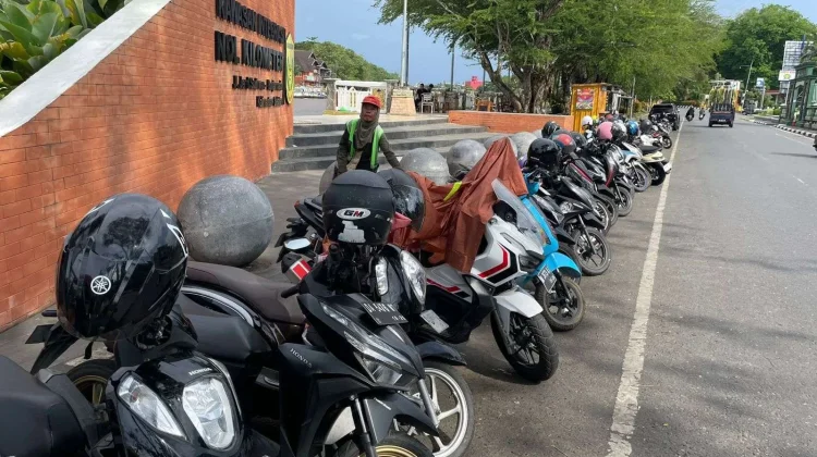 Praktik Parkir Ilegal di Halte Integrasi, Dishub Banjarmasin Bisa Apa?