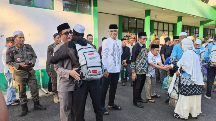 Bupati HSU Ajak Jemaah Haji Berkontribusi untuk Pembangunan Daera