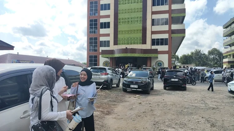 Ribuan Calon Mahasiswa Ikuti Tes Gelombang Pertama UNISKA MAB