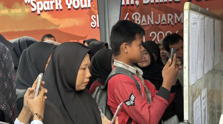 Pelaksanaan SPMB di SMKN 4 Banjarmasin Berjalan Lancar