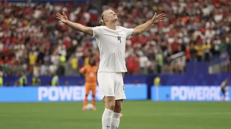Haaland Bawa Norwegia Singkirkan Pantai Gading di Piala Dunia