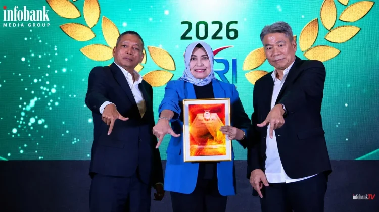 Bank Kalsel Raih Sepuluh Penghargaan Layanan Perbankan Nasional Bergengsi