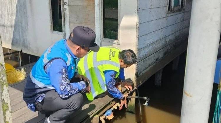 Dirut PAM Bandarmasih Tinjau Ujung Jaringan, Pastikan Distribusi Air Lancar 24 Jam