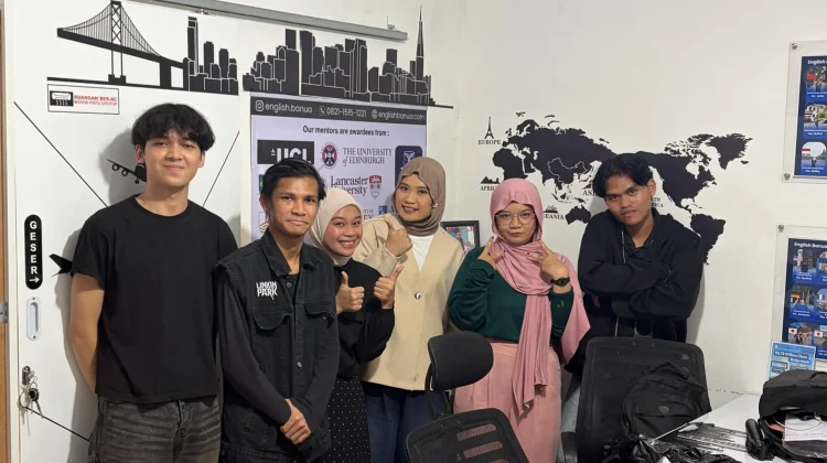 Banua Mengajar Gelar Kelas Bahasa Inggris Gratis untuk Anak Panti