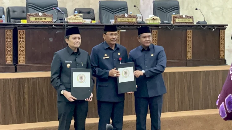 Raperda Pertanggungjawaban APBD 2025 Resmi Disahkan Menjadi Perda