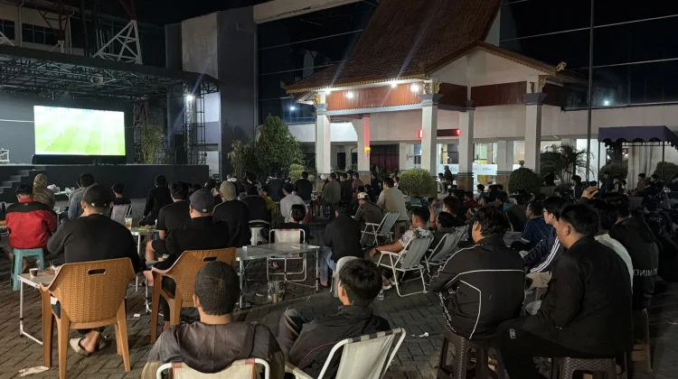 Euforia Semifinal Piala Dunia di RRI Banjarmasin