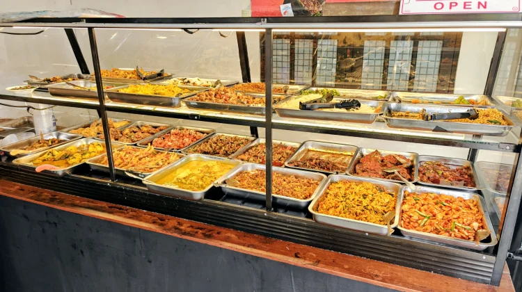 Warung Sambal Jurix Tawarkan Konsep Prasmanan Berbeda