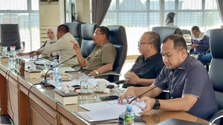 Banggar DPRD Kalsel Sepakati Target Pendapatan APBD 2027 Rp8 Triliun