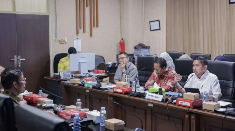 DPRD Kalsel Gandeng BPKP Bahas Pengawasan Distribusi BBM Bersubsidi