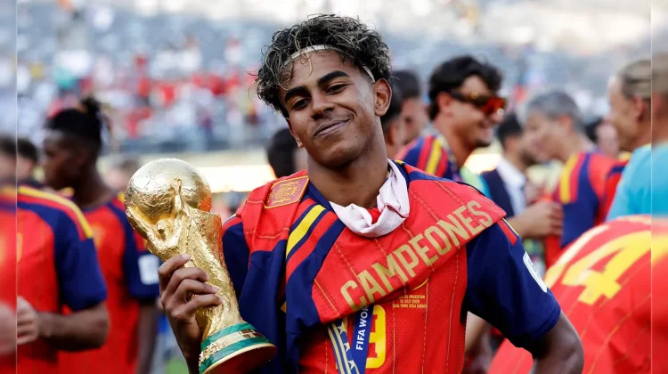 Spanyol Juara 2026, Yamal dan Cubarsi Masuk Daftar Juara Dunia Termuda