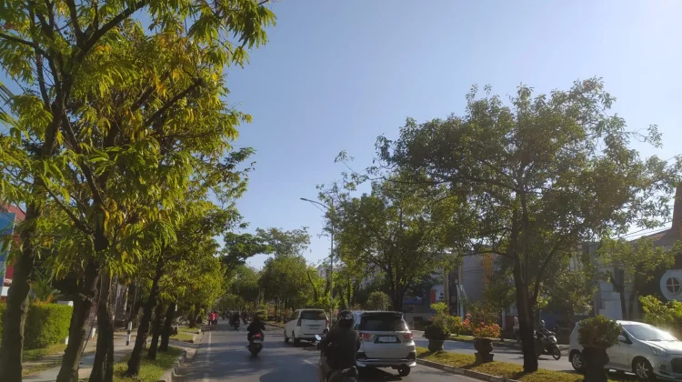 Kalsel Hari ini Berawan Berpotensi Hujan Ringan