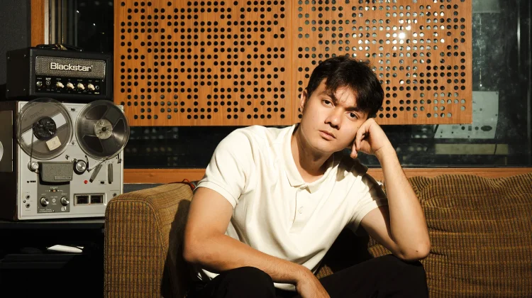 Paul Aro Rilis "Biar Kita Jadi Kenangan", Angkat Kisah Cinta yang Tak Bisa Bersatu