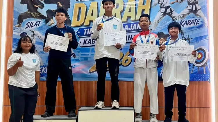 Siswa SMPN 4 Martapura Raih Juara III Kejurda Karate Tingkat Pelajar Kab. Banjar
