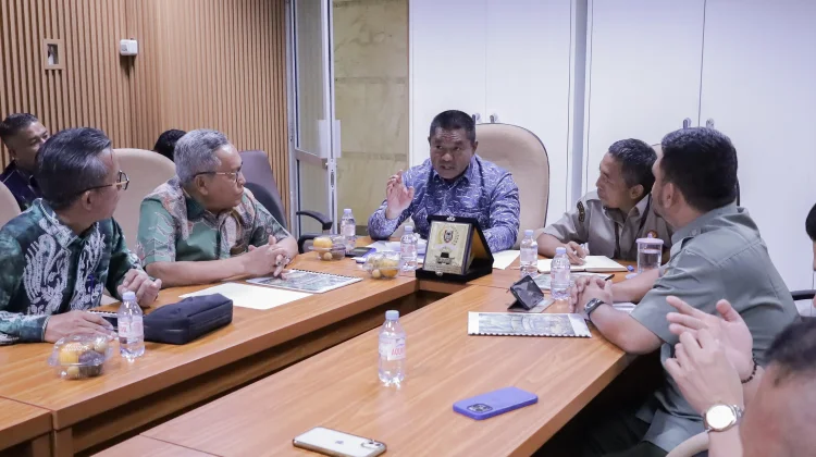 Komisi II DPRD Kalsel Bahas Percepatan Pengembangan Kelapa Dalam