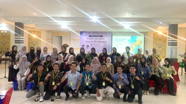 Disbudporapar Banjar Bekali Pemuda dengan Kemampuan Publik Speaking