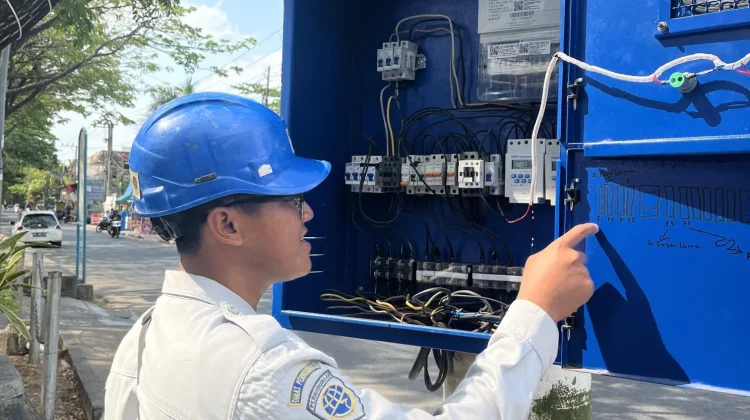 Lampu Dekoratif Banjarmasin Dipadamkan Demi Selamatkan Pasokan Listrik