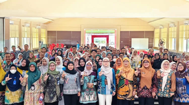Dispersip Kalsel Tingkatkan Kompetensi Pustakawan lewat Bimtek Akreditasi