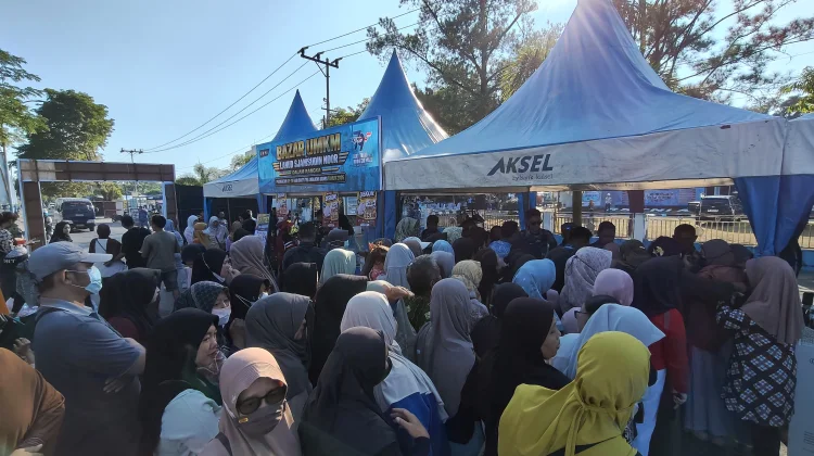 Hari Bakti TNI AU ke-79, Lanud Sjamsudin Noor Layani Ribuan Warga
