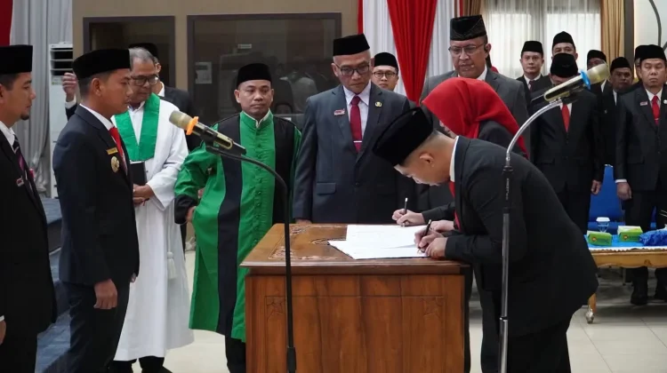 Tujuh Kepala SKPD Banjarmasin Dilantik, 100 Kerja Tak Becus Diveluasi!