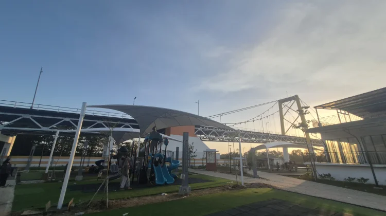 RTH Jembatan Barito Jadi Destinasi Baru Favorit Masyarakat