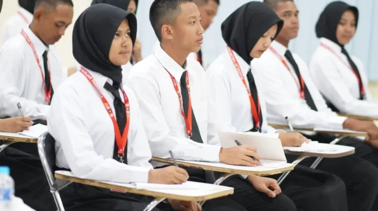 Sekda Banjar Tanamkan Nilai Revolusi Mental kepada 33 Calon Paskibraka