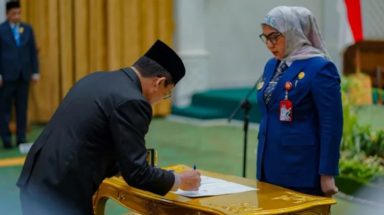 Rotasi Birokrasi Banjarbaru: Puluhan Pejabat Resmi Emban Amanah Baru
