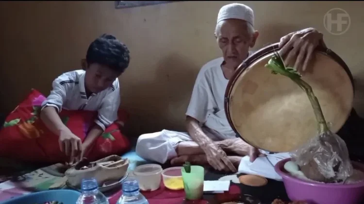 Dari Lamut hingga Kapata, Kekayaan Sastra Lisan Indonesia yang Perlu Dilestarikan