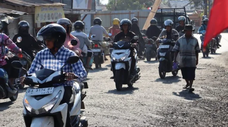 Jalan Veteran Sungai Lulut Dibuka, Pembatasan Muatan Diberlakukan
