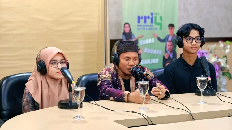 Kebiasaan Membakar Lahan, Tradisi Lama yang Perlu Dikaji Ulang