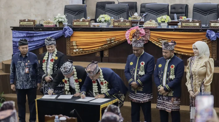 KUA PPAS 2027 dan KUPA PPAS 2026 Diparipurnakan DPRD Kalimantan Selatan