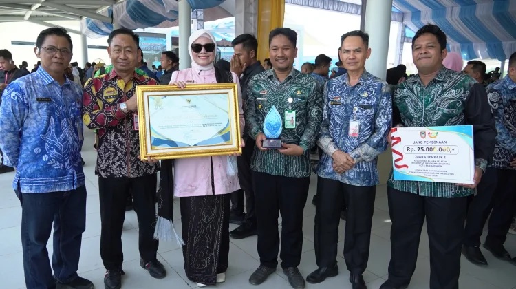 Banjarmasin Borong Dua Penghargaan di Hari Jadi ke-76 Kalimantan Selatan