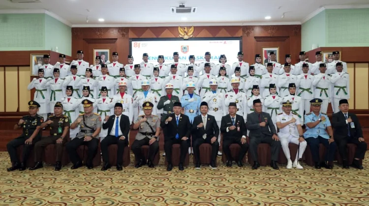 Paskibra Kalsel 2026 Dikukuhkan, Siap Kibarkan Sang Merah Putih