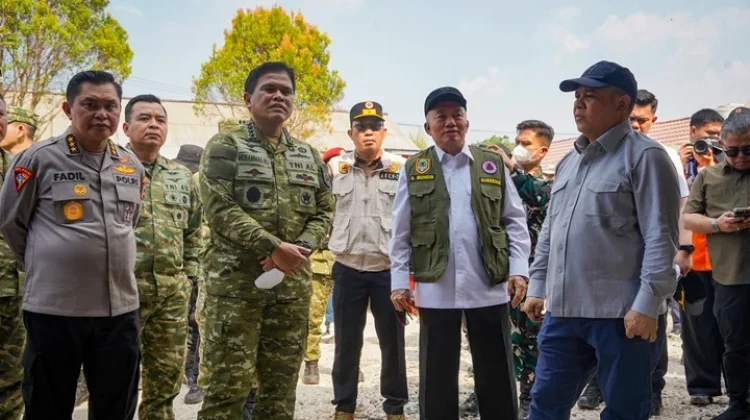 Instruksi Prabowo Gerak Cepat, KSAL Pastikan Karhutla Banjarbaru Terkendali