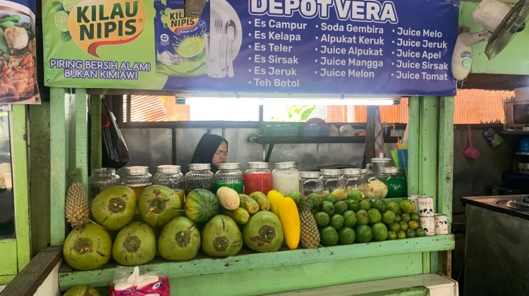 Depot Vera Sediakan Beragam Minuman Segar dan Makanan di Banjarmasin