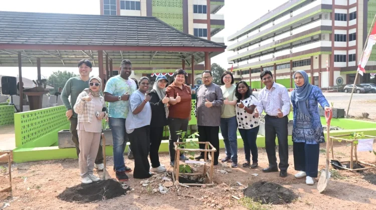 Kolaborasi UNISKA-INTI Diwujudkan melalui Penanaman Pohon