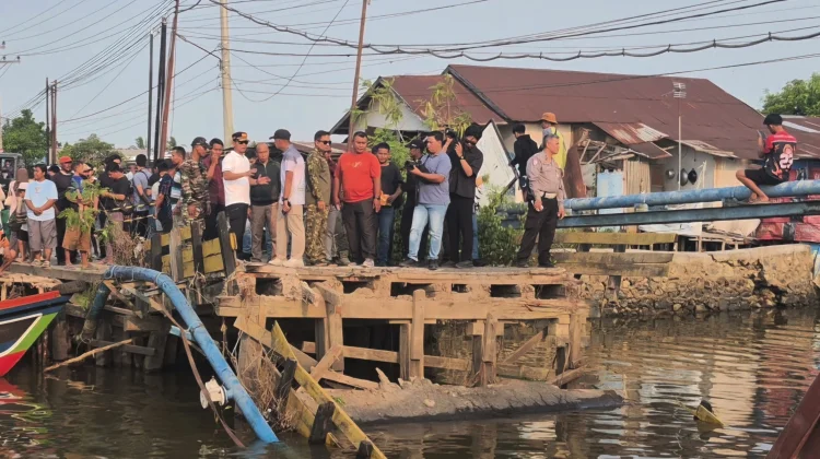 Pemko Banjarmasin Gandeng TNI Pasang Jembatan Bailey di Mantuil