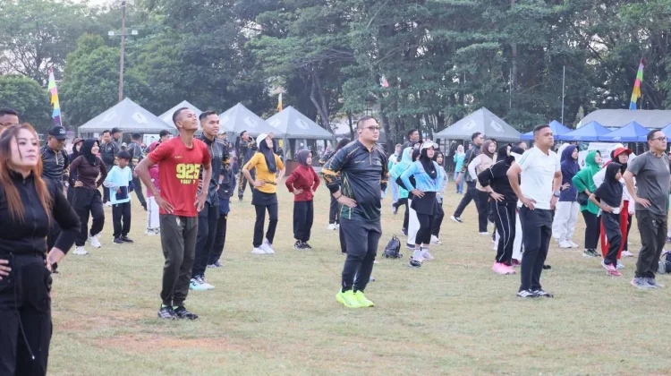 Kejari Batola Ajak Masyarakat Hidup Sehat di Hari Lahir Kejaksaan