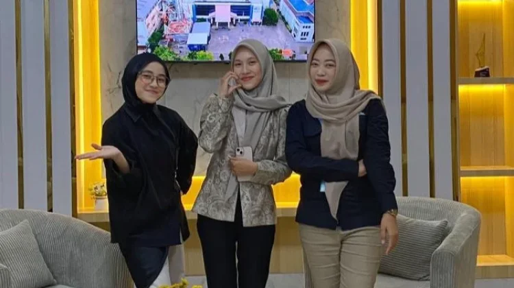 Kurihing Gallery Kembangkan Usaha Sasirangan Berbasis Keluarga