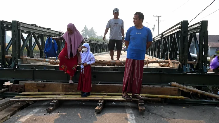 Akses Mantuil Kembali Terbuka, Jembatan Bailey Saka Harang Solusi sementara